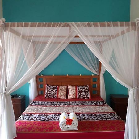 Bumbung Bungalows Амед Экстерьер фото